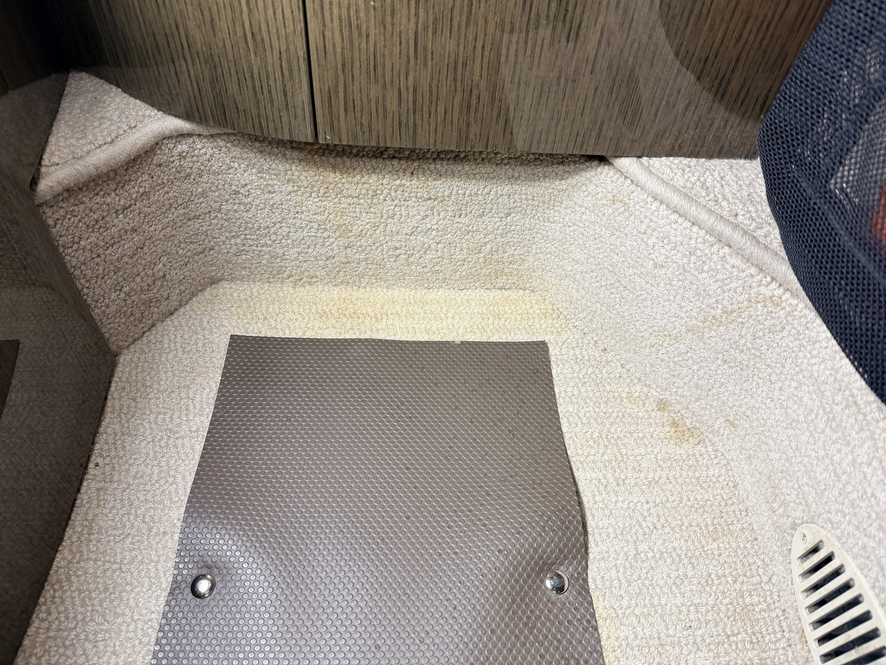 Before: lav carpet with concentrated staining and traffic buildup