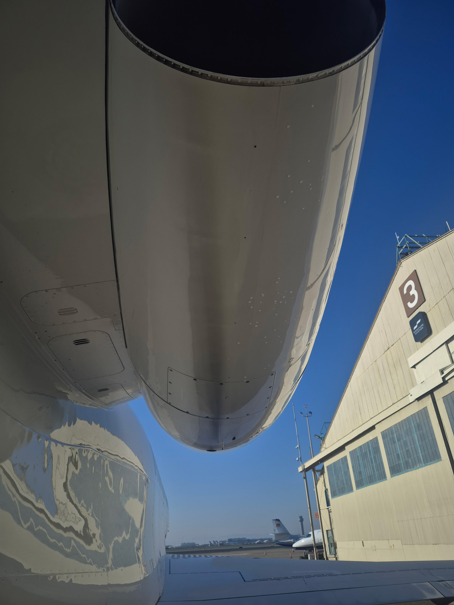 Bombardier Challenger 600 engine nacelle exterior cleaning Chicago
