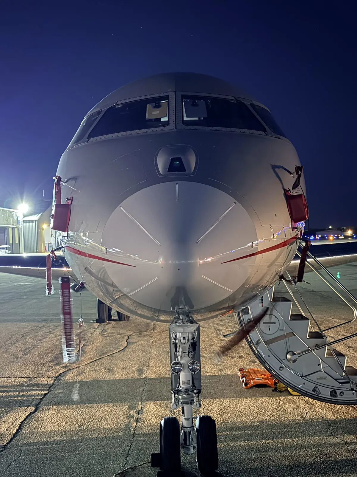 Bombardier Global 5000 detailing at Milwaukee Mitchell International Airport